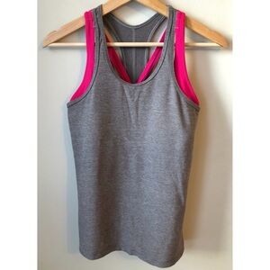 Lululemon • 6 • Tank Top Inspiration Tank II Bra Tank Fitted